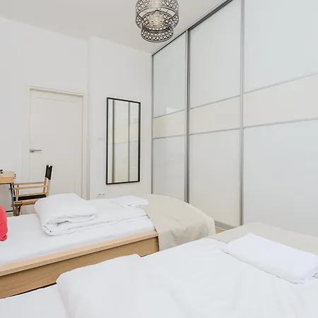 Apartment P&o Suligowskiego Warsaw